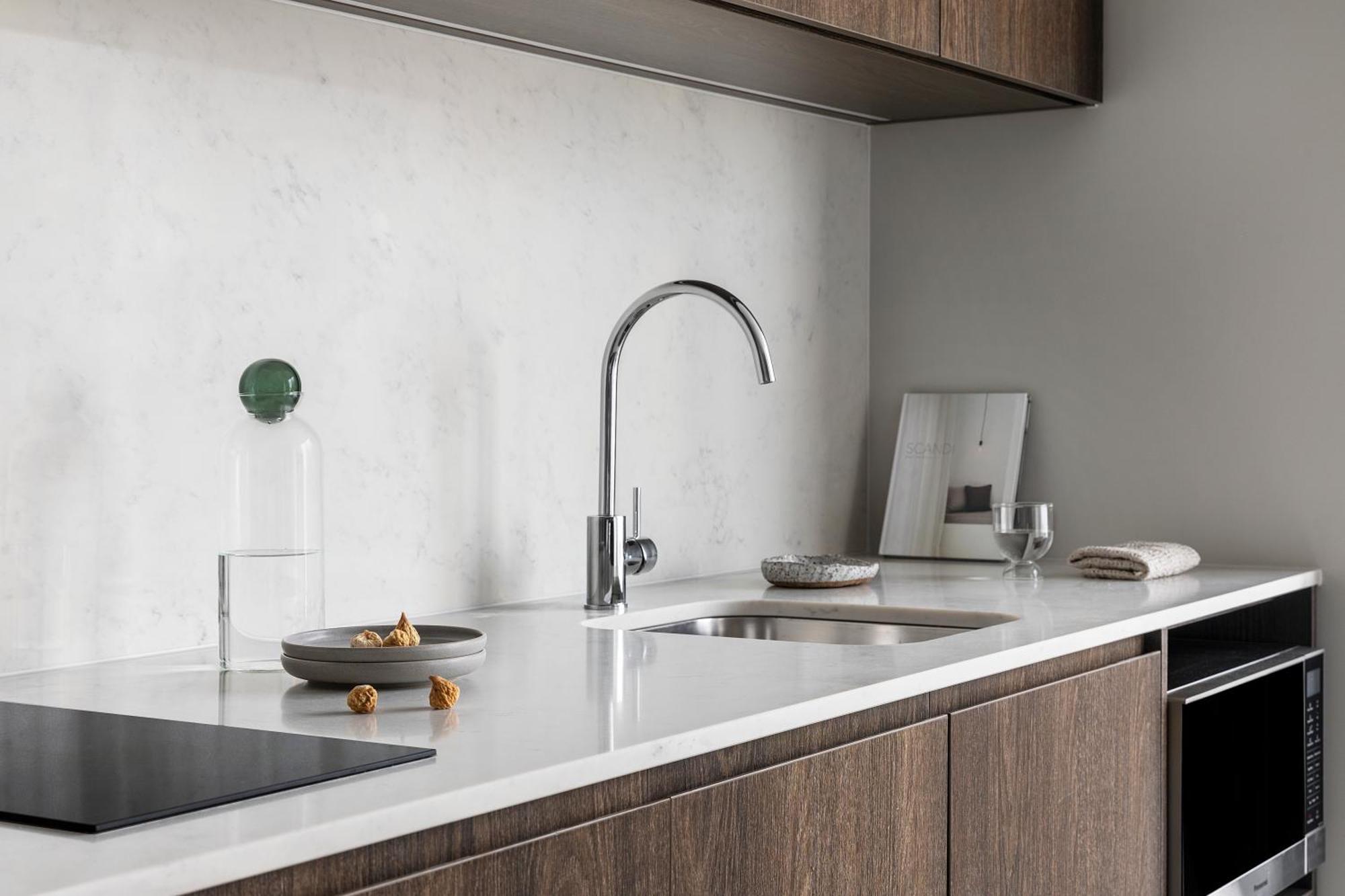 Oakwood Premier Melbourne Aparthotel Εξωτερικό φωτογραφία A kitchen faucet